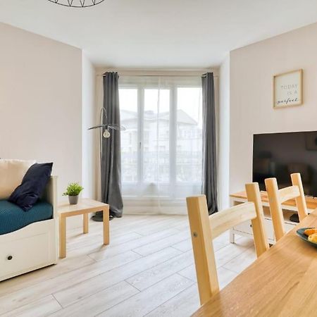 Logement Sarah Courcouronnes Dış mekan fotoğraf