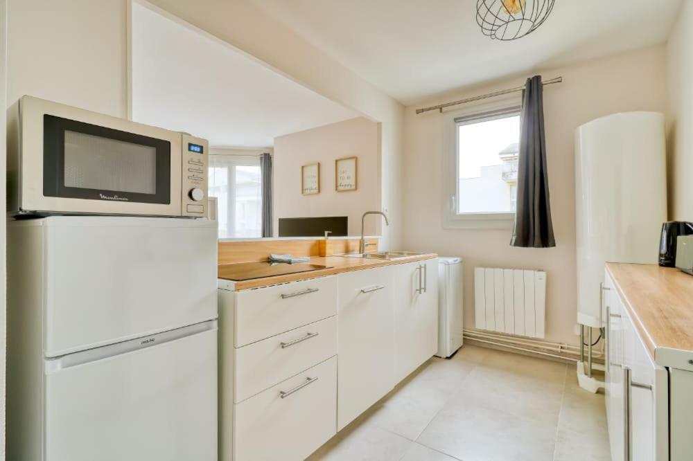 Logement Sarah Courcouronnes Dış mekan fotoğraf