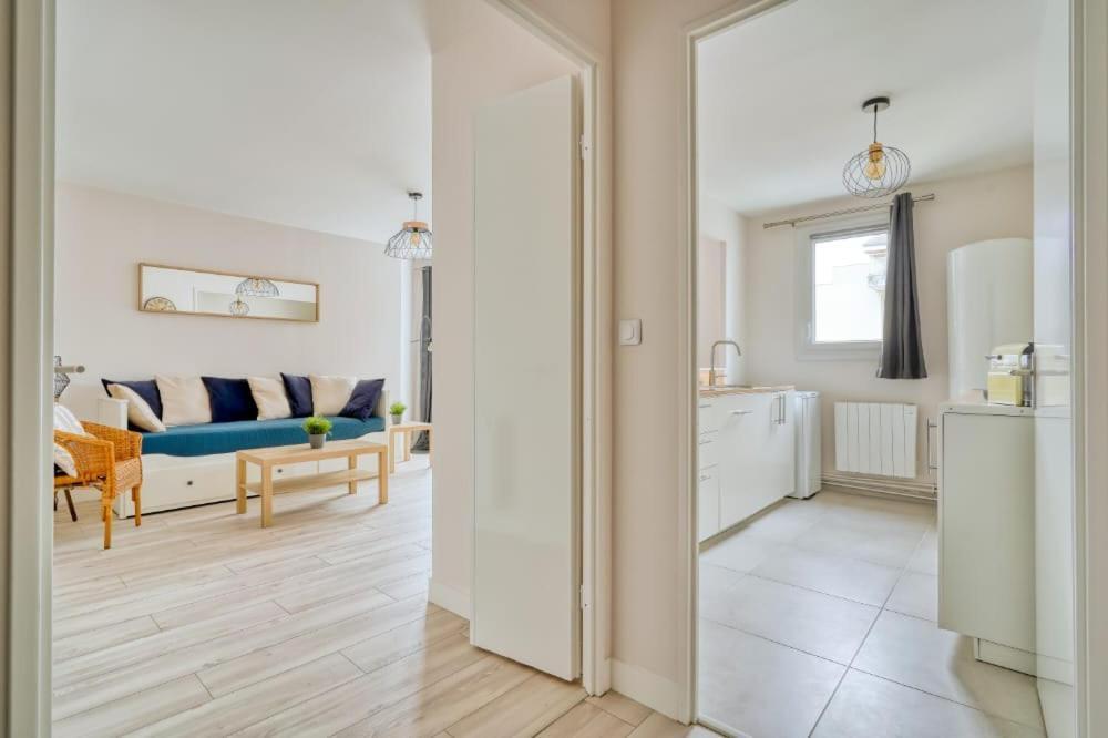 Logement Sarah Courcouronnes Dış mekan fotoğraf