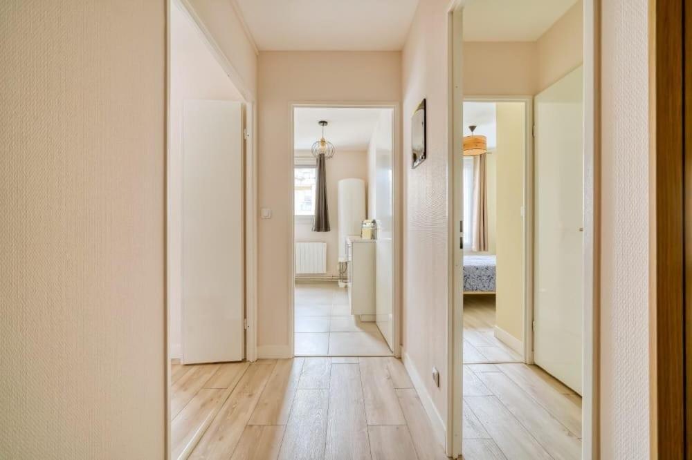 Logement Sarah Courcouronnes Dış mekan fotoğraf