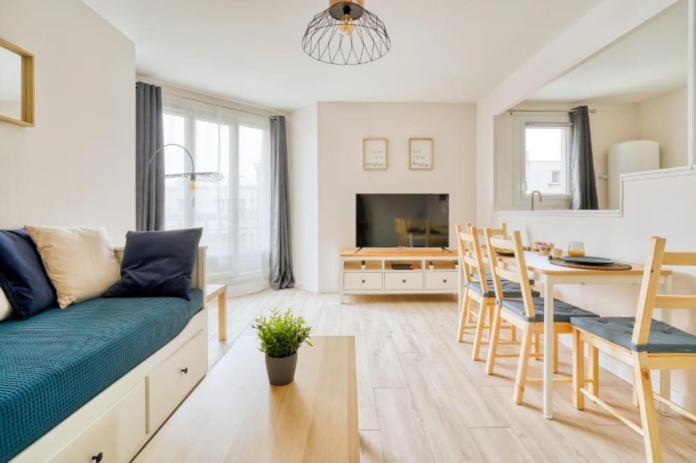 Logement Sarah Courcouronnes Dış mekan fotoğraf