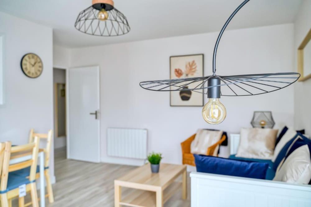 Logement Sarah Courcouronnes Dış mekan fotoğraf